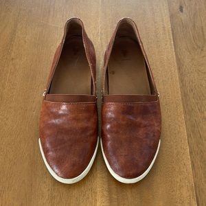 Rarely worn Frye Melanie Slip-ons